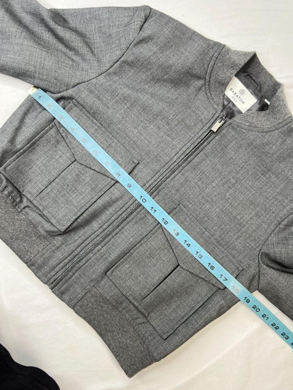 Babaton Aritzia Succession Bomber Jacket Cropped Gray Structured Small - Picture 4 of 16